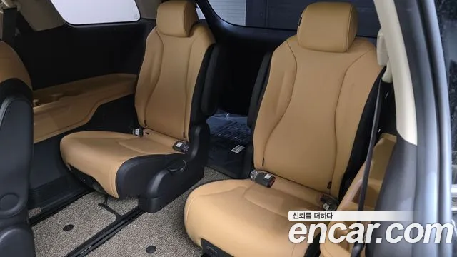Kia Carnival 2020 thumb 11