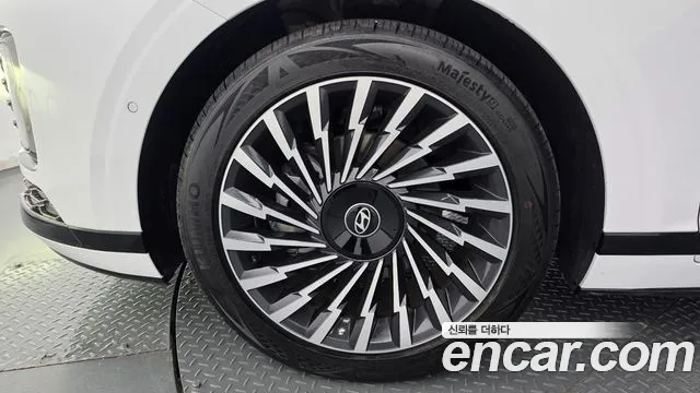Hyundai Grandeur 2024 thumb 5