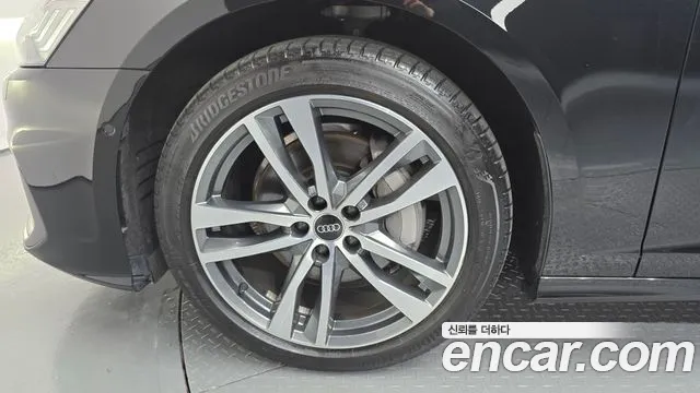 Audi A6 2023 thumb 5