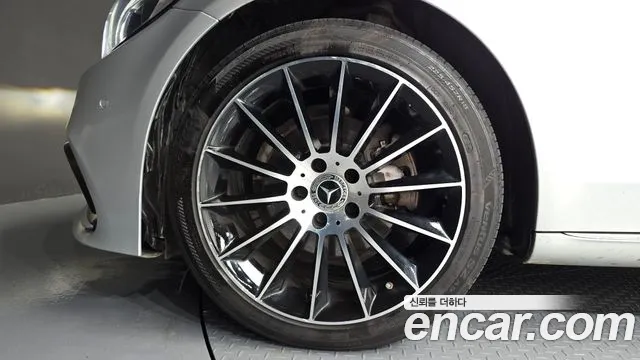 Mercedes-Benz C-Класс 2018 thumb 5