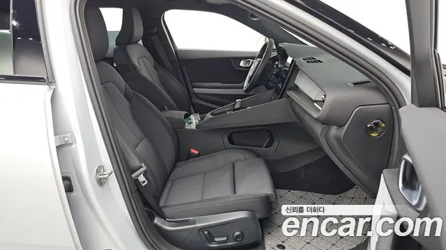 Polestar 2 2023 thumb 10