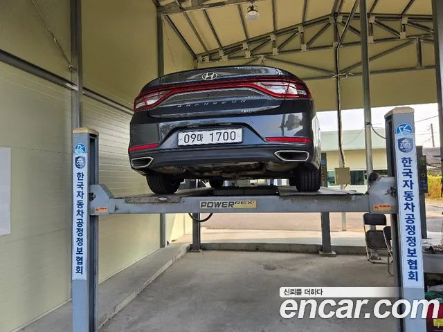 Hyundai Grandeur 2017 thumb 2