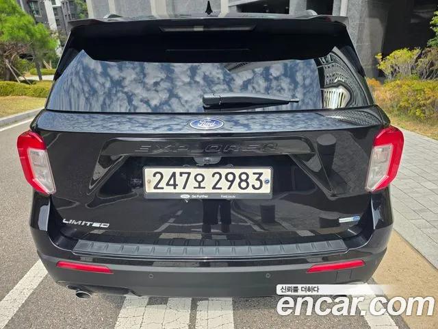 Ford Explorer 2020 thumb 5
