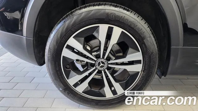 Mercedes-Benz GLB 2023 thumb 5