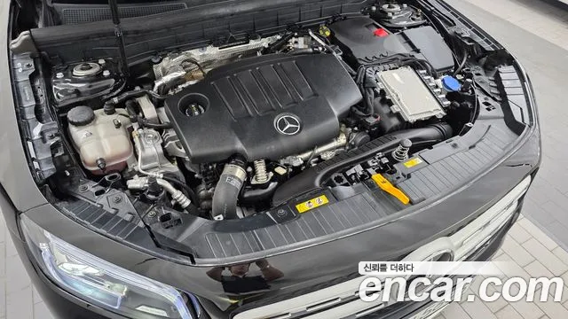Mercedes-Benz GLB 2023 thumb 6