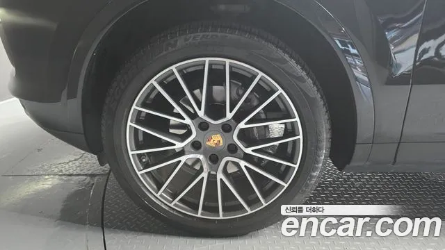 Porsche Cayenne 2020 thumb 5