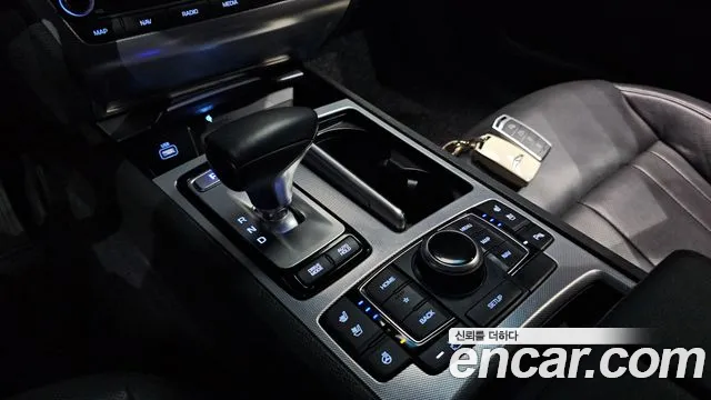 Genesis G80 2019 thumb 9