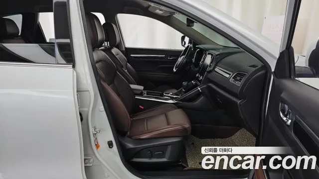 Renault-KoreaSamsung Koleos 2017 thumb 11