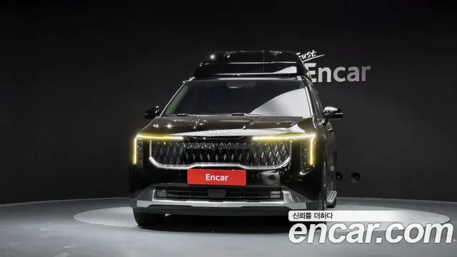 Kia Carnival 2024 thumb 3