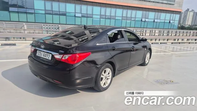 Hyundai Sonata 2011 thumb 2