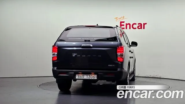 KG_Mobility_Ssangyong Rexton 2018 thumb 4