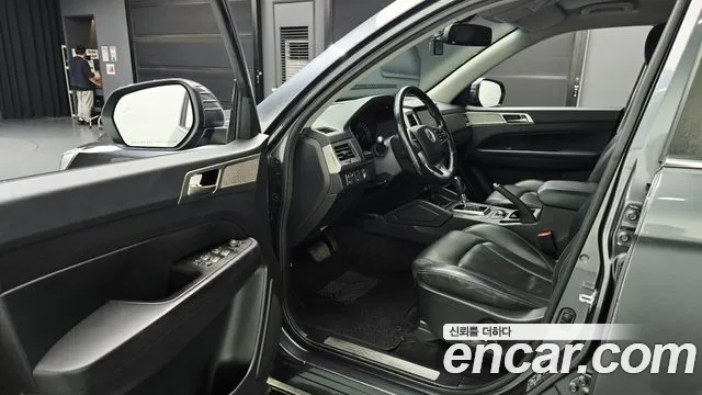 KG_Mobility_Ssangyong Rexton 2018 thumb 10