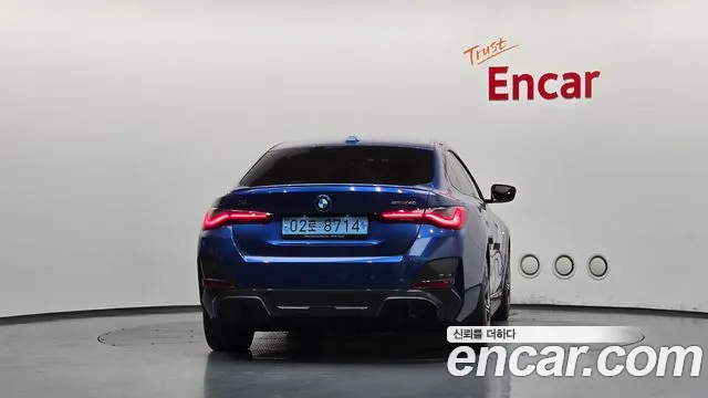 BMW i4 2023 thumb 4