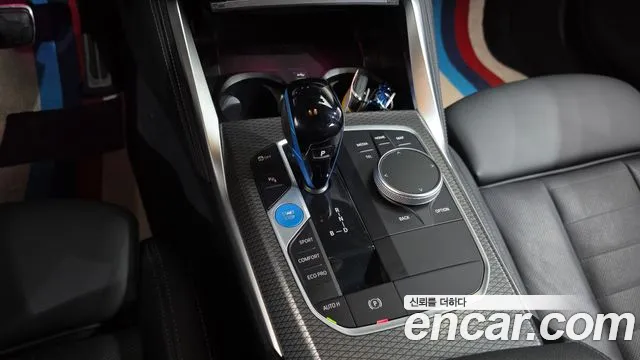 BMW i4 2023 thumb 9