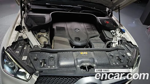 Mercedes-Benz GLE 2019 thumb 6