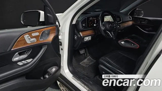 Mercedes-Benz GLE 2019 thumb 10