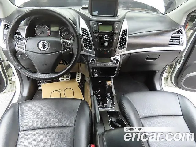 KG_Mobility_Ssangyong KORANDO 2016 thumb 6