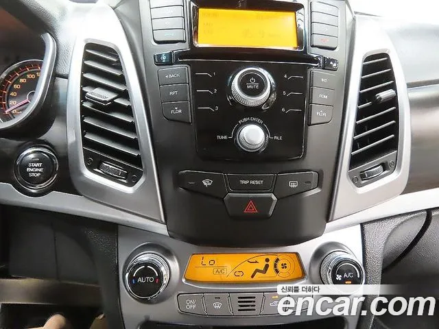 KG_Mobility_Ssangyong KORANDO 2016 thumb 10