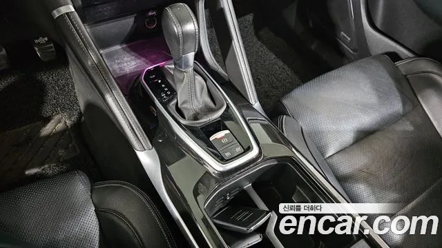 Renault-KoreaSamsung Koleos 2016 thumb 9