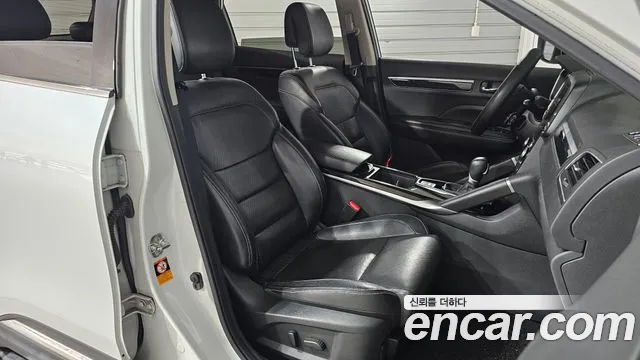 Renault-KoreaSamsung Koleos 2016 thumb 11