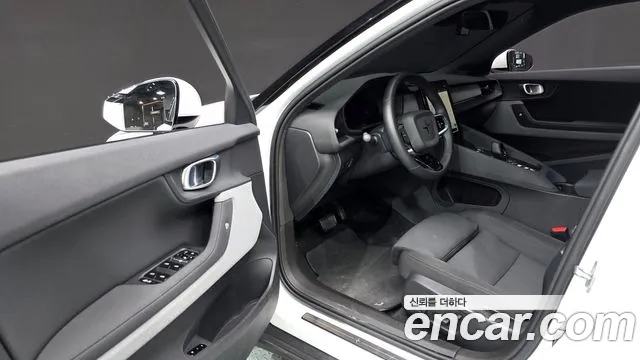 Polestar 2 2022 thumb 10