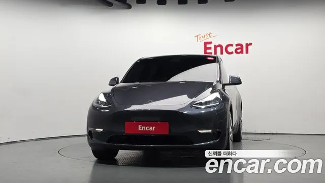 Tesla Model Y 2021 thumb 3