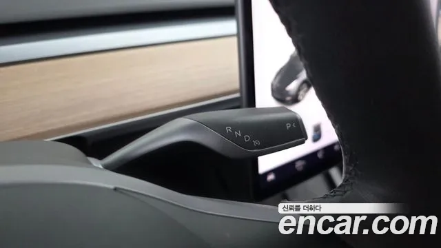 Tesla Model Y 2021 thumb 9