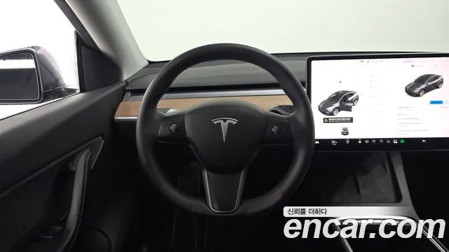 Tesla Model Y 2021 thumb 12