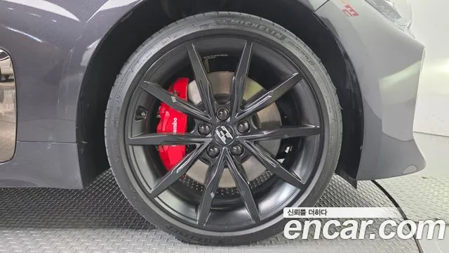 Kia Stinger 2023 thumb 5