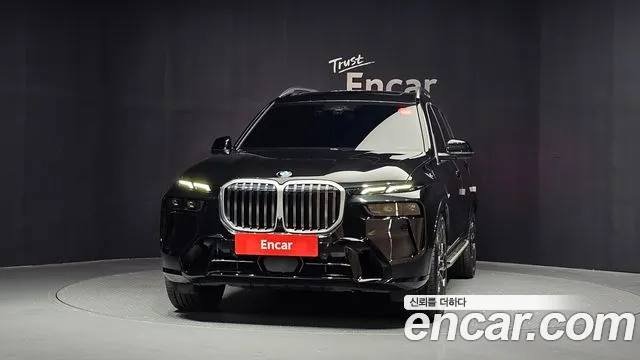 BMW X7 2023 thumb 3