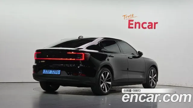 Polestar 2 2022 thumb 2