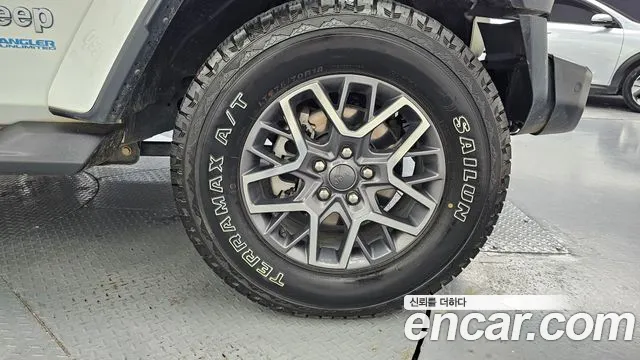 Jeep Wrangler 2021 thumb 4