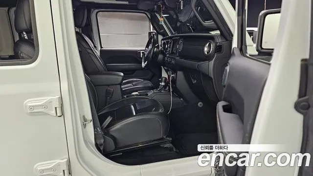 Jeep Wrangler 2021 thumb 10