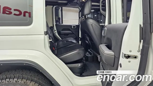 Jeep Wrangler 2021 thumb 11
