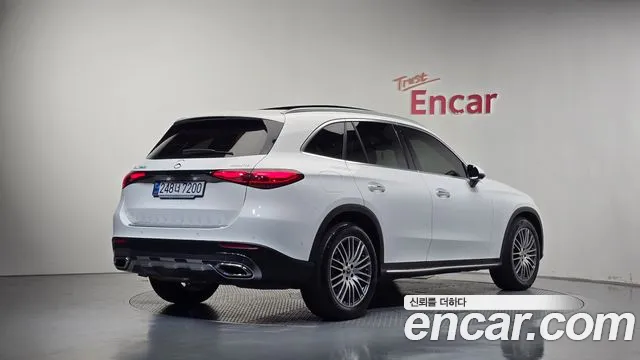 Mercedes-Benz GLC 2023 thumb 2