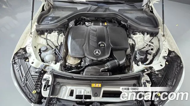 Mercedes-Benz GLC 2023 thumb 6
