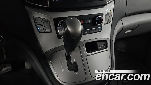 Hyundai Starex 2019 thumb 9