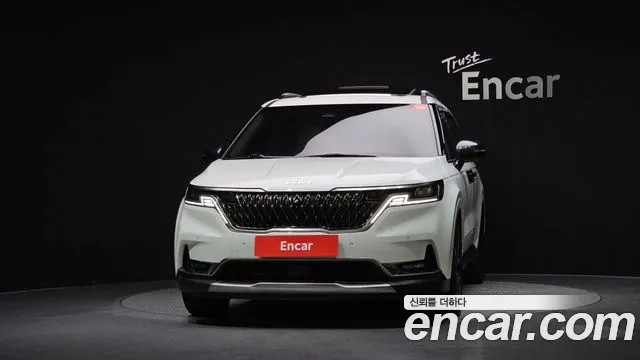 Kia Carnival 2021 thumb 3