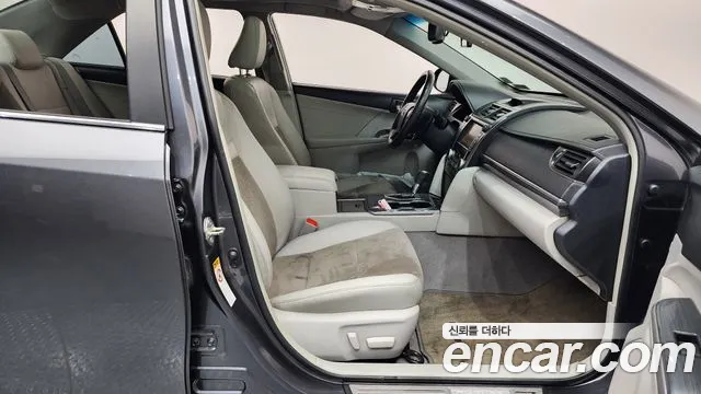 Toyota Camry 2013 thumb 11