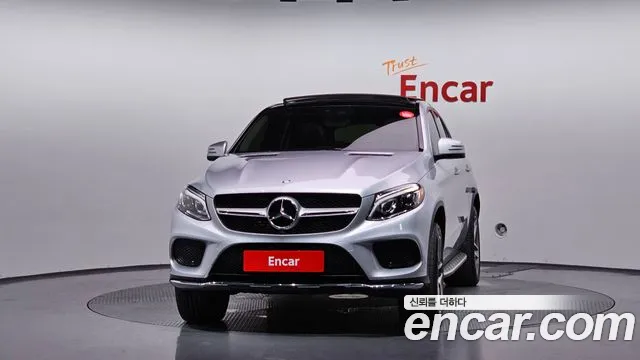 Mercedes-Benz GLE 2017 thumb 3