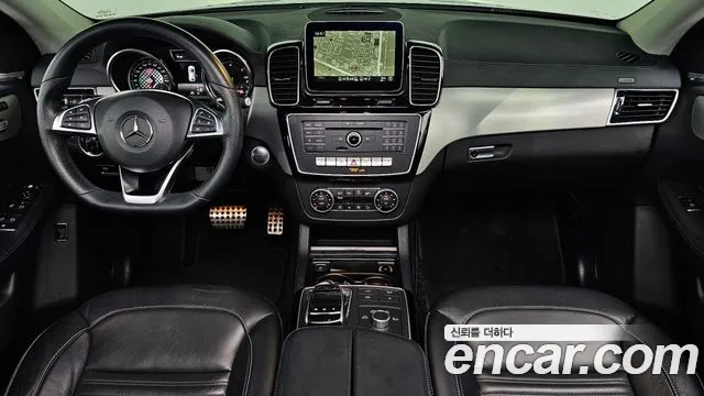 Mercedes-Benz GLE 2017 thumb 7