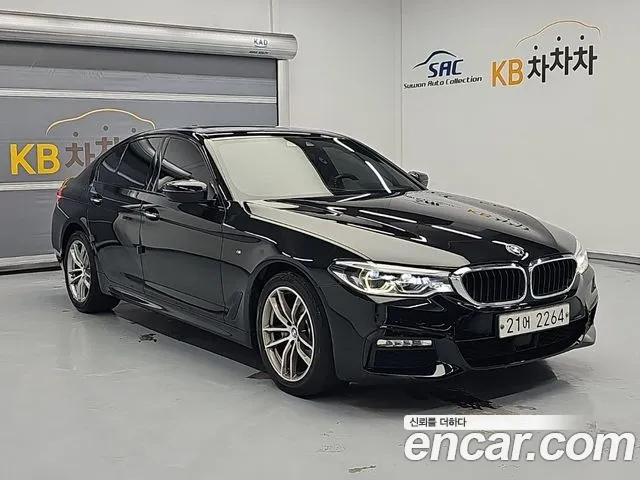 BMW 5-Series 2017 thumb 2