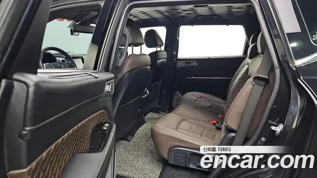 KG_Mobility_Ssangyong Rexton 2022 thumb 12