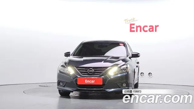 Nissan Altima 2017 thumb 3