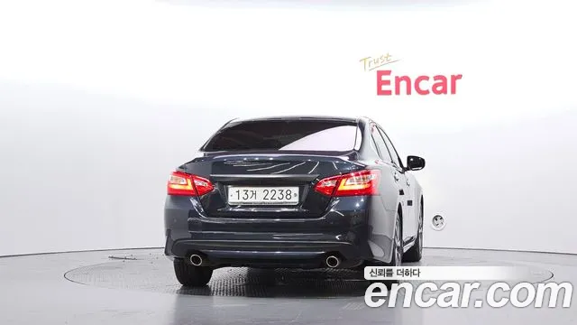 Nissan Altima 2017 thumb 4