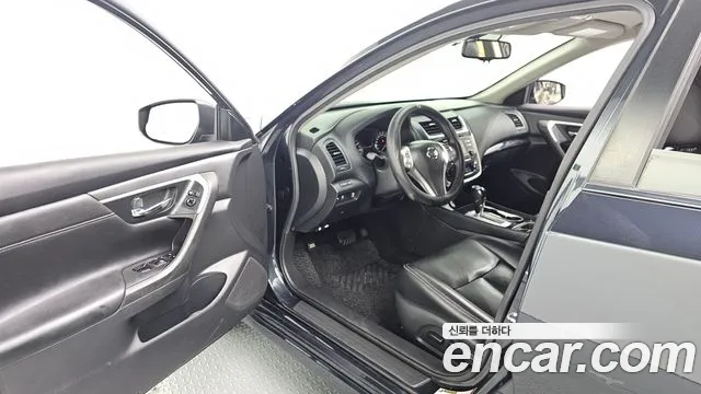 Nissan Altima 2017 thumb 10