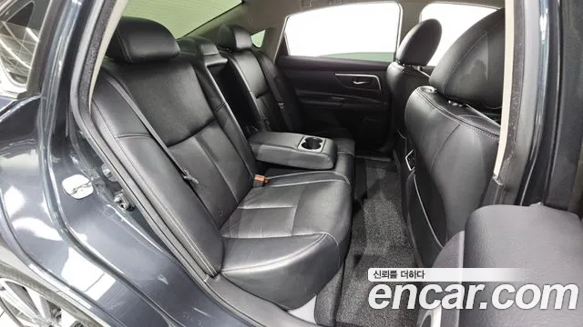 Nissan Altima 2017 thumb 11