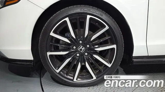 Honda Accord 2024 thumb 5