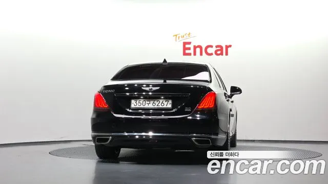 Genesis G90 2016 thumb 4