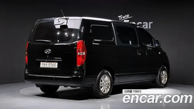 Hyundai Starex 2019 thumb 2